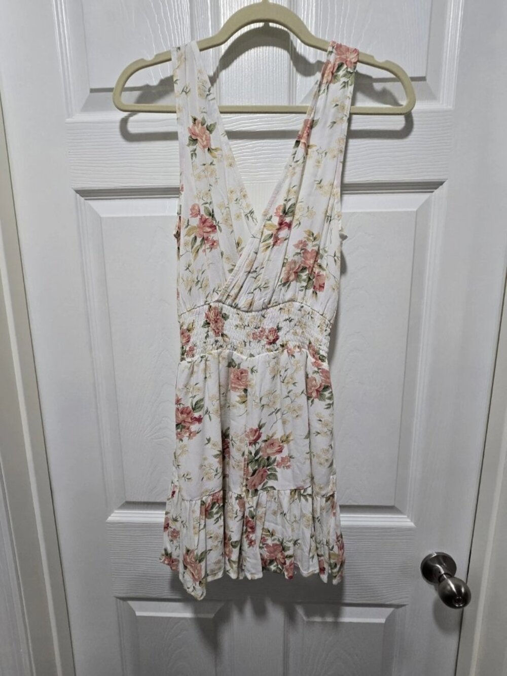 American Eagle Womens Romper S Floral Smocked V-Neck Sleeveless Ruffle Lined